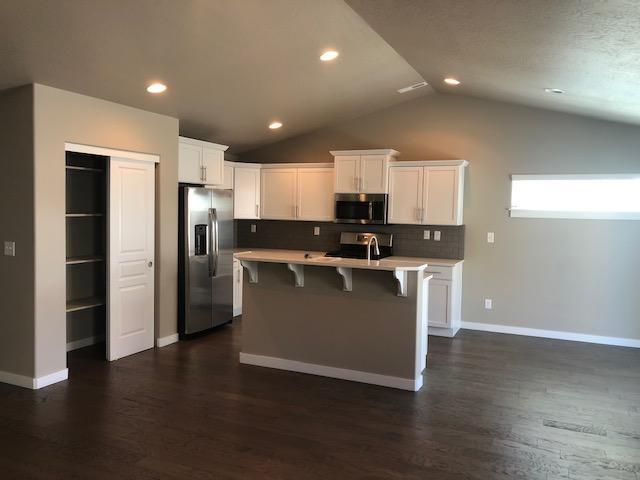 Building Photo - 20380 SE Lois Way