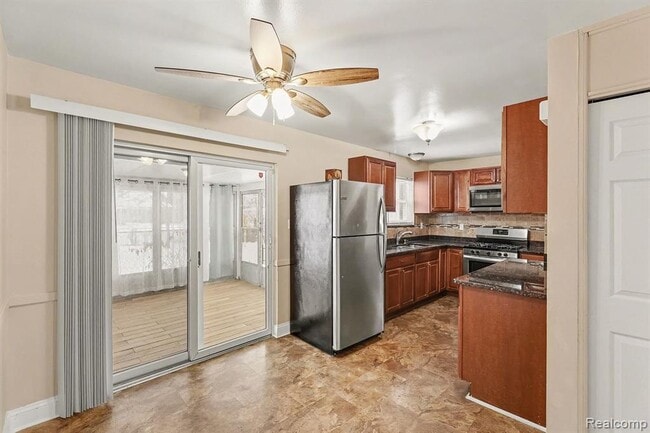 Building Photo - 34052 Viceroy Dr