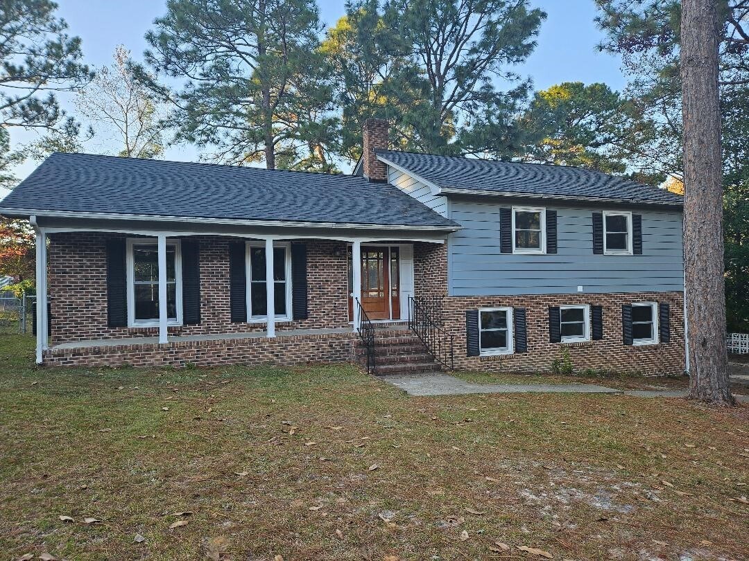 Primary Photo - 2402 Rolling Hill Rd