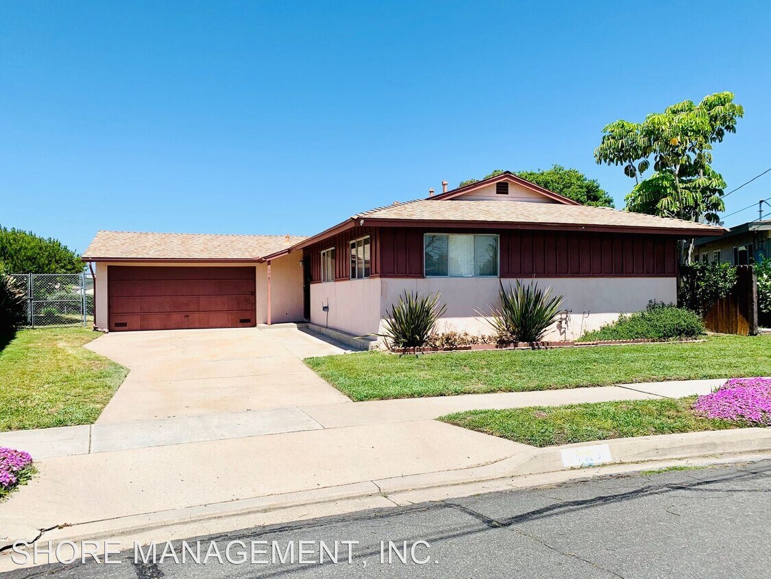 3 br, 2 bath House 4460 BERTHA ST. House Rental in San Diego, CA