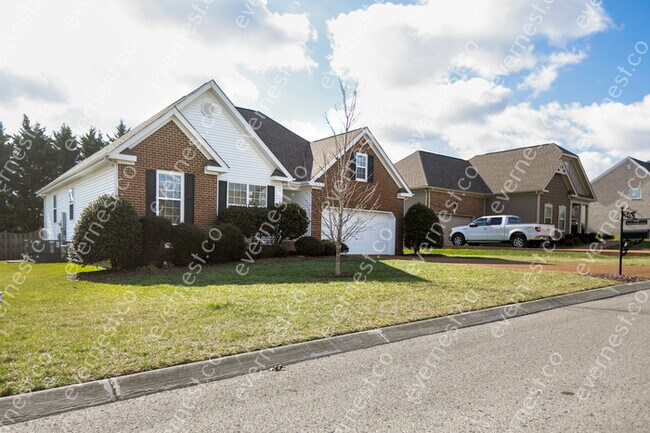 Foto del edificio - 1105 McDonough Cir