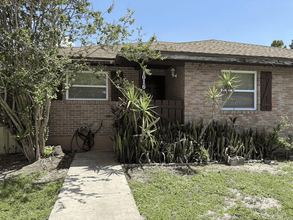 Foto principal - 1016 Jacks St