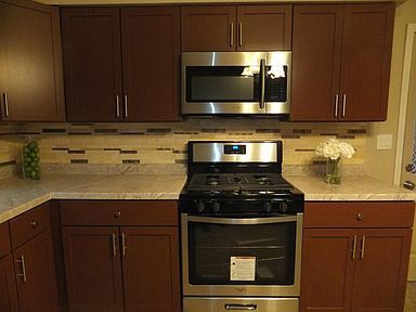 Foto del edificio - 425 Shady Ln