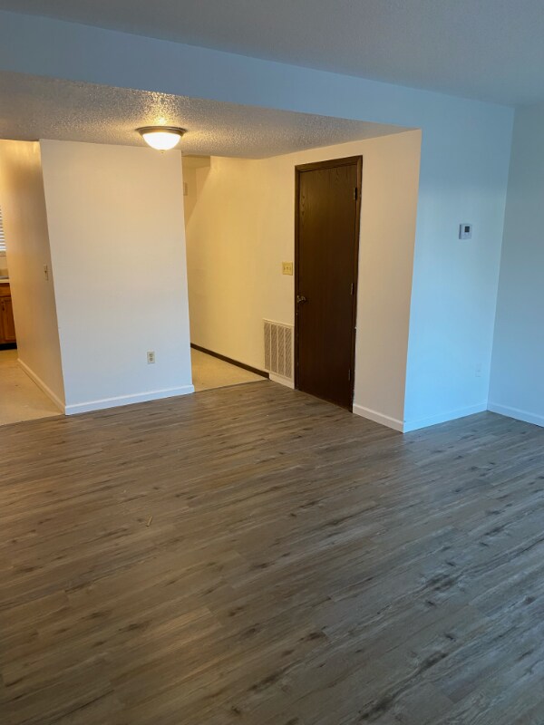 Photo - 1001 College Ave Apartment