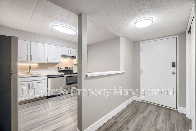 Building Photo - 1648 N 56th St