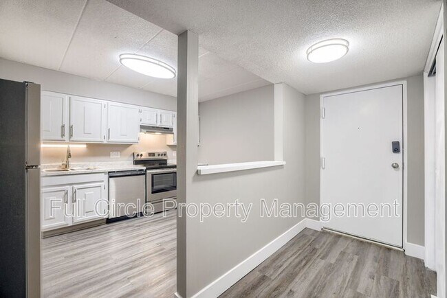 Foto del edificio - 1648 N 56th St