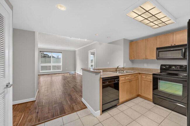 Foto del edificio - 777 7th St NW