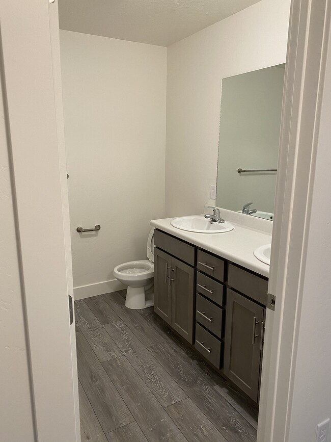 Building Photo - 2626 W 450 N