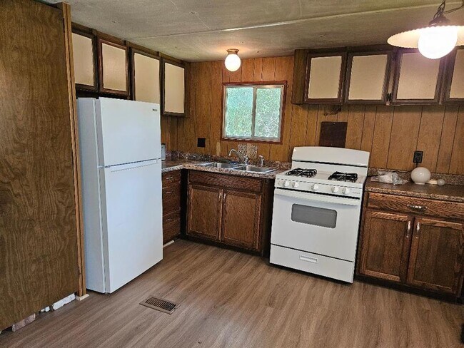 Foto del edificio - 101 Taylor Ln