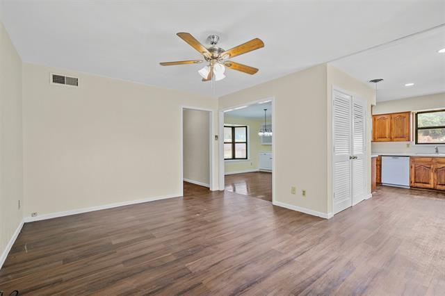 Building Photo - 2113 Frances Dr