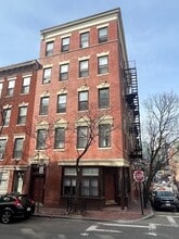 Building Photo - 59 Phillips St