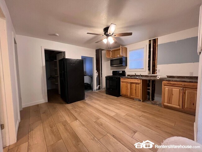 Foto del edificio - 905 SE 9th St