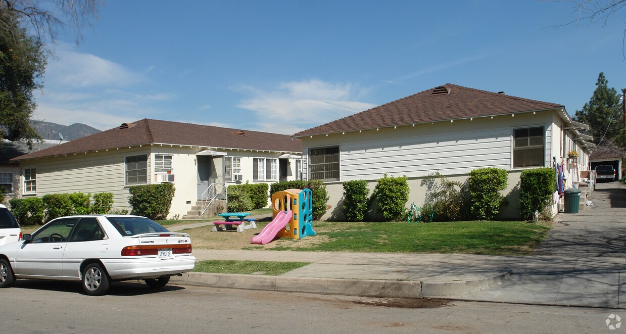 Primary Photo - 80 Vinedo Ave