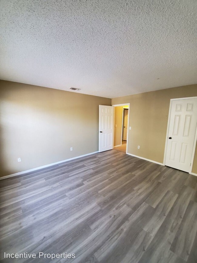 Foto del edificio - 3942 Versailles Dr