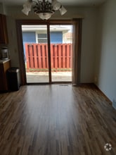 Building Photo - 1242 Primrose Ln