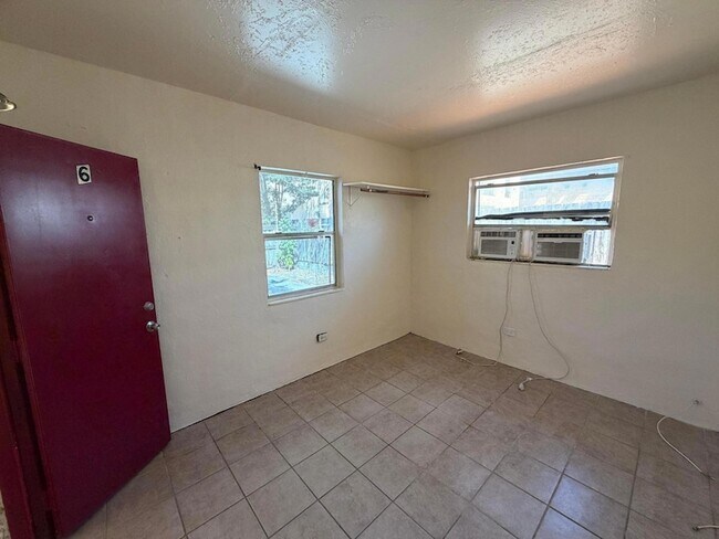 Foto del edificio - 1551 NW 6th St