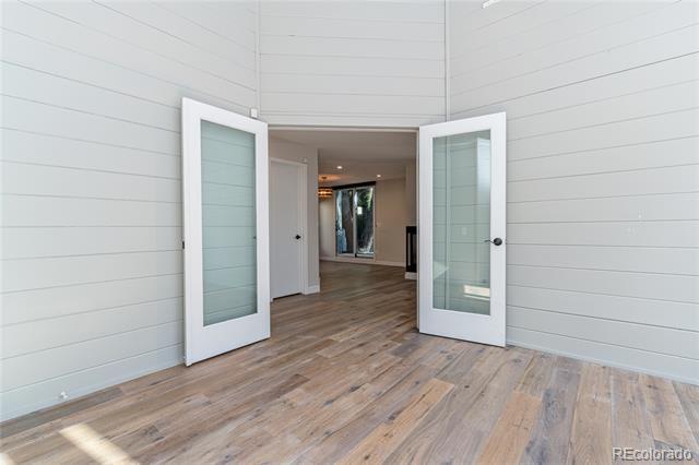 Foto del edificio - 541 Monroe St