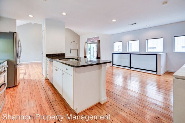 Building Photo - 2 br, 2 bath House - 822 Ruthven Street