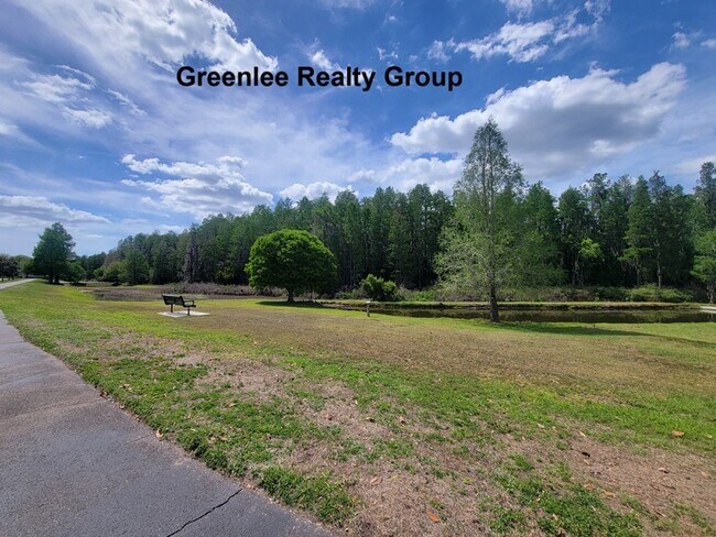 Foto del edificio - 4 Bed/4 Bath 2 Story Home - Prime Longleaf location—walkable, golf cart-friendly, and full of charm
