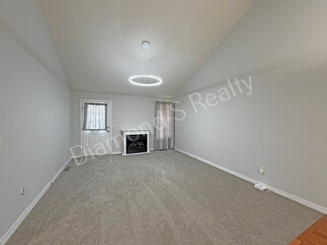 Foto del edificio - 1331 W Sackett St