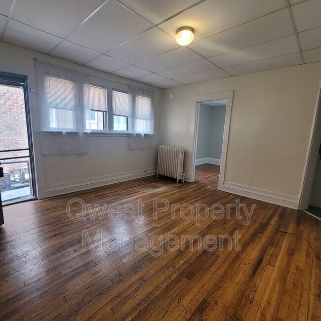 Foto del edificio - 420.5 Lafayette Ave SE