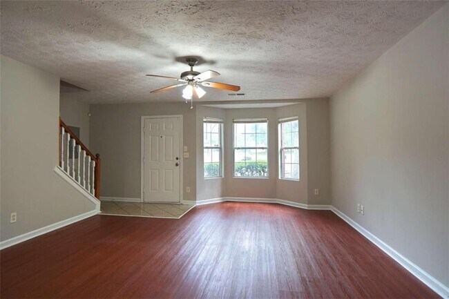 Building Photo - 5784 Wind Gate Ln