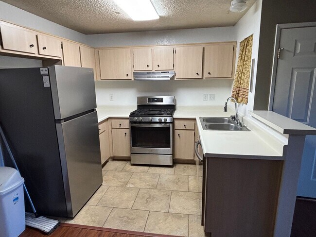 Foto del edificio - 321 Inger Dr