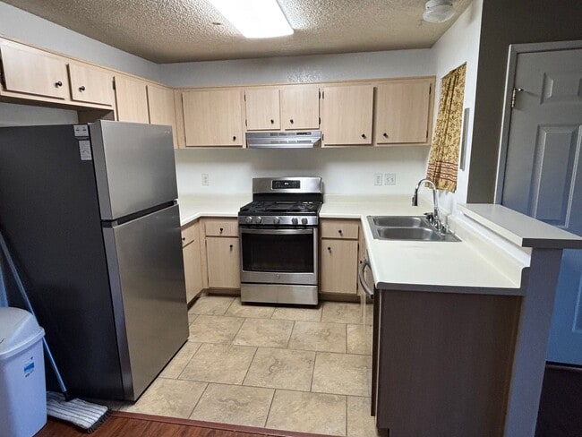 Building Photo - 321 Inger Dr