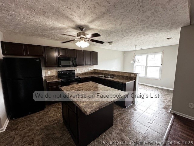Foto del edificio - 542 Broad Dr