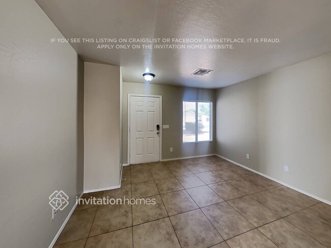 Building Photo - 12849 W Paradise Dr