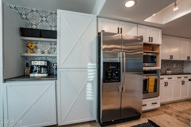 Foto del edificio - 11232 E Laurel Ln