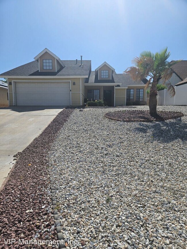 Building Photo - 3 br, 2 bath House - 13155 Tamarisk Road