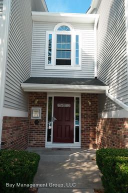 Building Photo - 1486 Greenbriar Cir