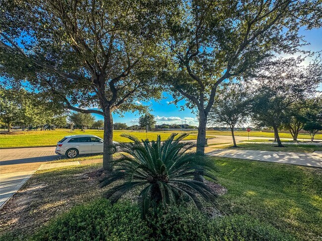 Foto del edificio - 19214 Garrett Knolls Ln