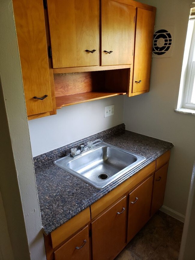 Foto del edificio - 3287 Morrison Ave