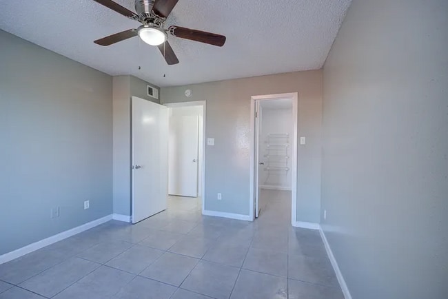 Building Photo - Step Into Style – Upscale Living Starts Now!