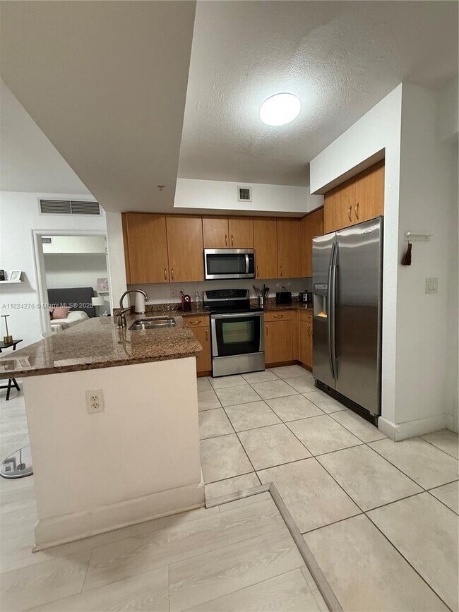 Building Photo - 1830 Radius Dr