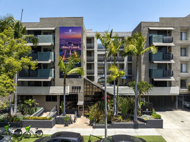 Foto del edificio - Broadstone Los Feliz