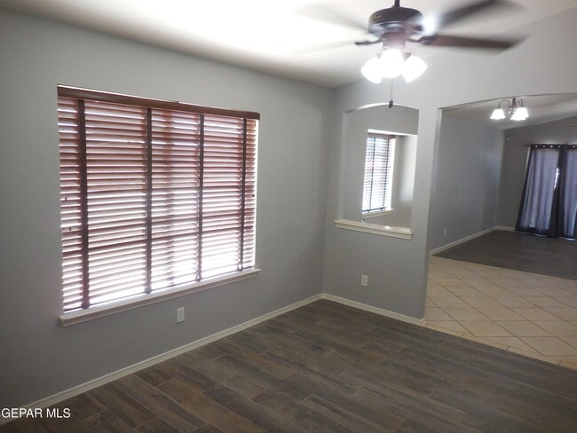Building Photo - 14301 Desert Orchid Dr