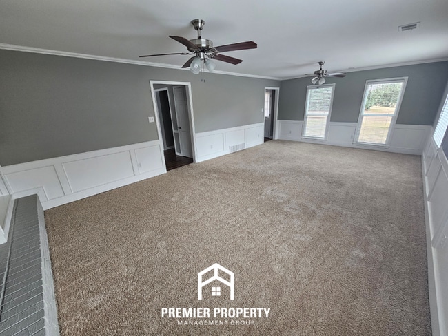 Building Photo - Spacious 4BR Germantown Home w/ Fireplace & Fenced Yard