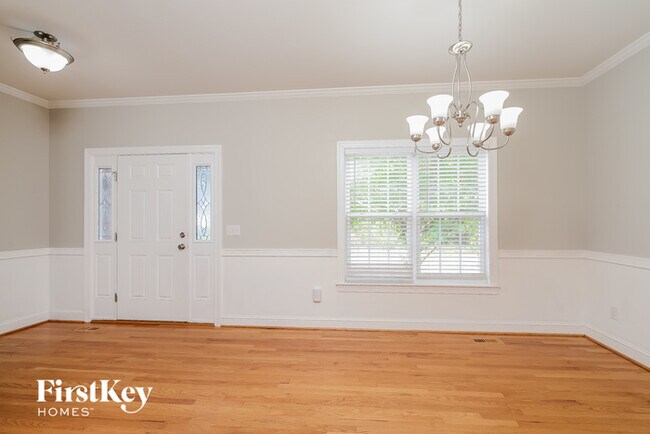 Foto del edificio - 1118 Folkstone Ridge Ln