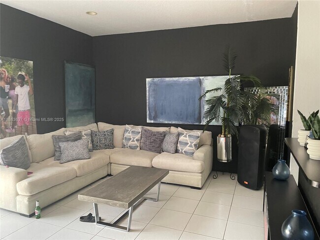 Foto del edificio - 1352 SE 16th Ave