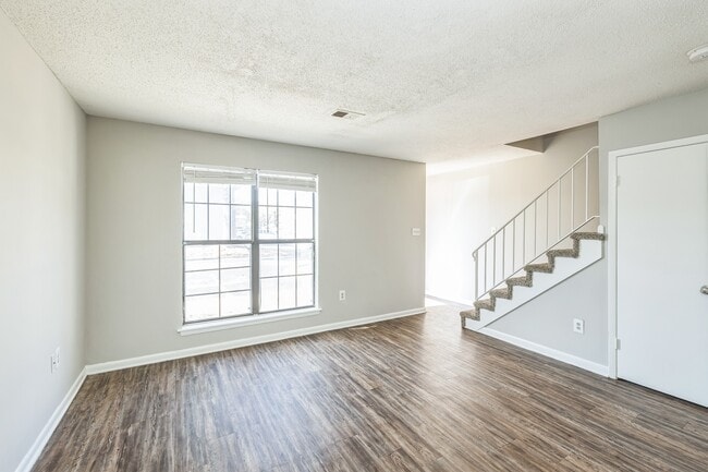 Building Photo - Goshen Estates