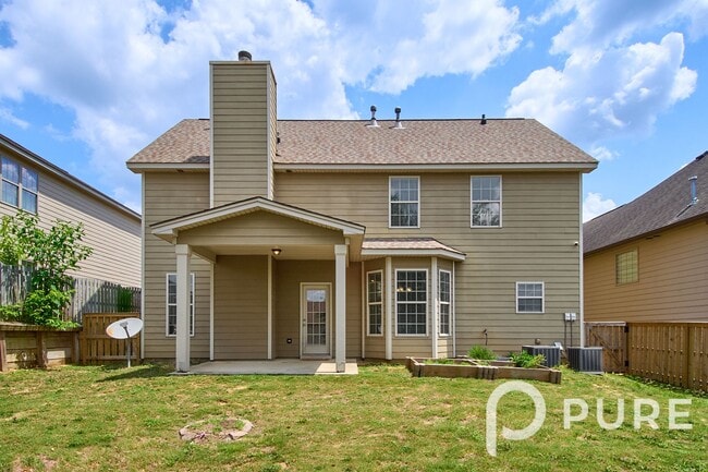 Building Photo - 522 Moulton Way
