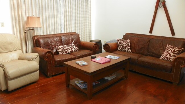 Photo - 26 Tyler Spring Way