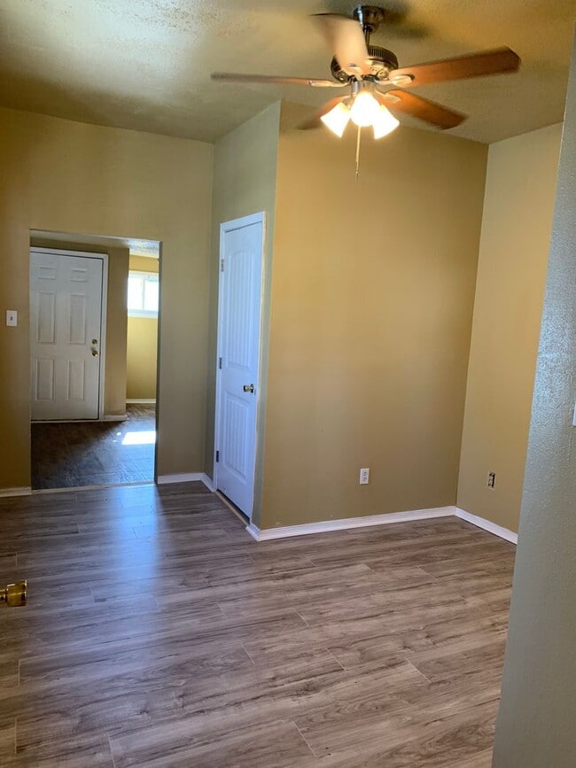 Photo - 2042 N Rocheblave St Apartment