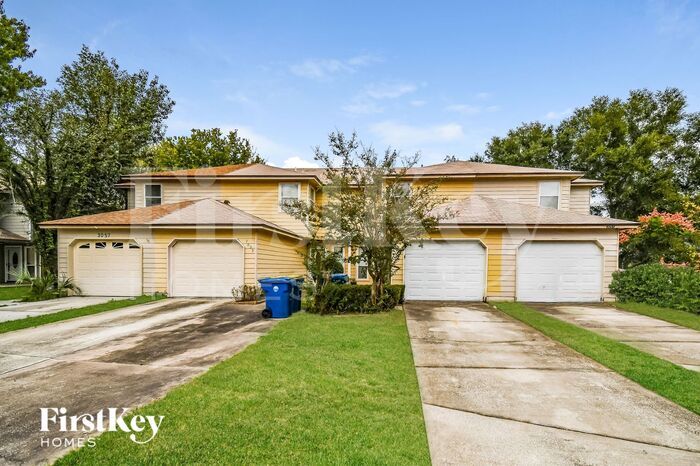 Foto principal - 3053 Cobblewood Ln E