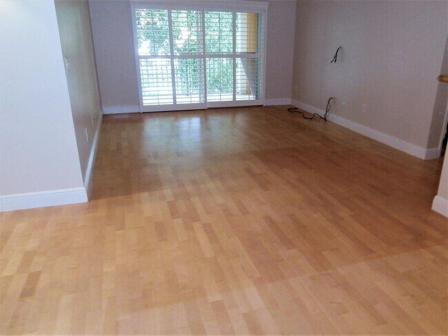 Foto del edificio - 120 Yacht Club Way