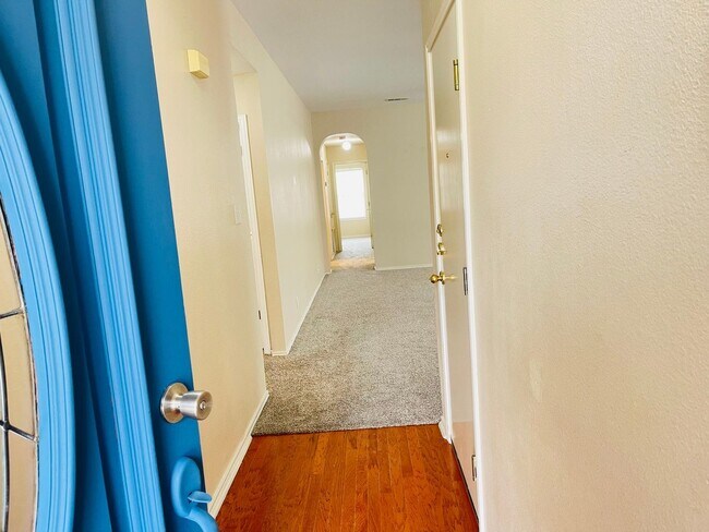 Foto del edificio - 3 Bedroom Single Family Home in San Antonio