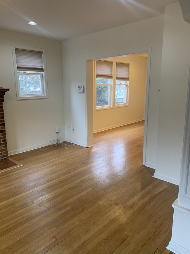 Foto del edificio - 1324 Allison St NE